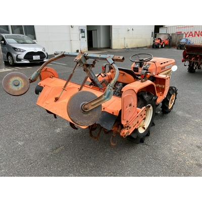 KUBOTA トラクター B1400