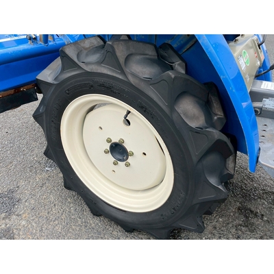 ISEKI トラクター TM15F