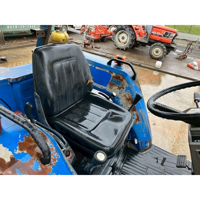 ISEKI トラクター TA210F