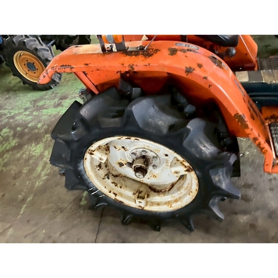 KUBOTA トラクター B1502 
