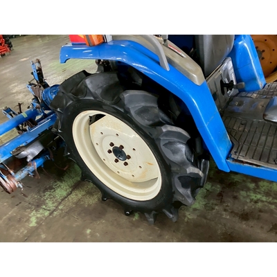 ISEKI トラクター TF23F