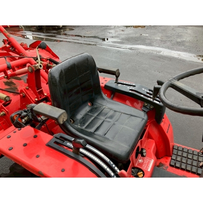 MITSUBISHI トラクター MT135