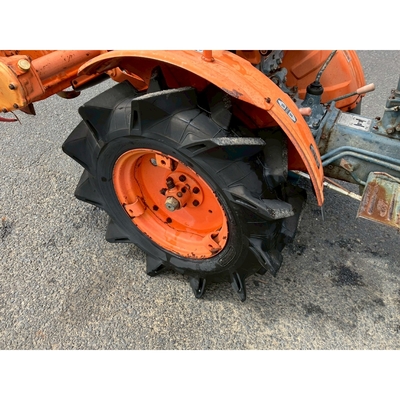 KUBOTA トラクター B7000D