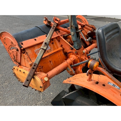 KUBOTA トラクター B7000D