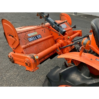 KUBOTA トラクター B7001