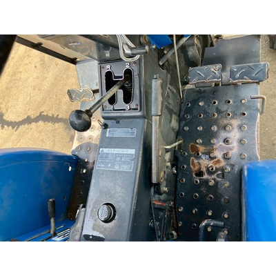 ISEKI トラクター TL2301F