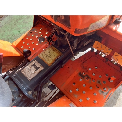 KUBOTA トラクター B1200