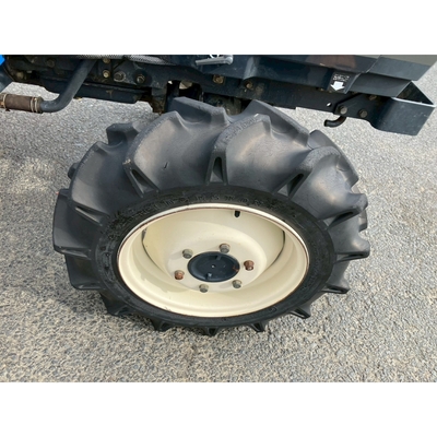 ISEKI トラクター TA210F