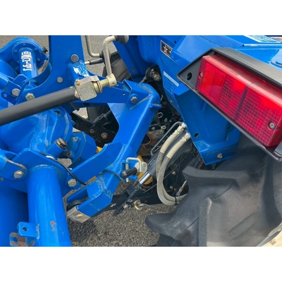 ISEKI トラクター TA210F