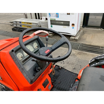 KUBOTA トラクター A-175