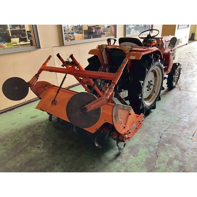 KUBOTA トラクター B1702
