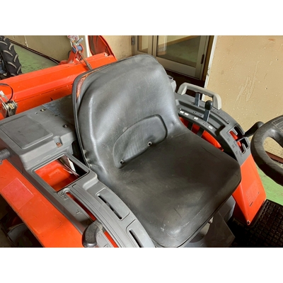 KUBOTA トラクター A-13