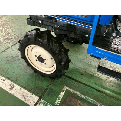 ISEKI トラクター TA270F