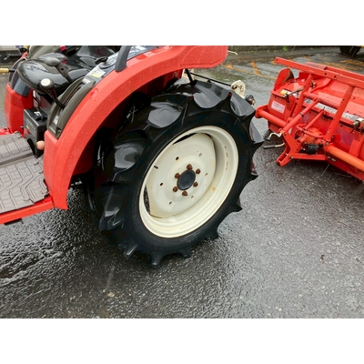 MITSUBISHI トラクター MT240