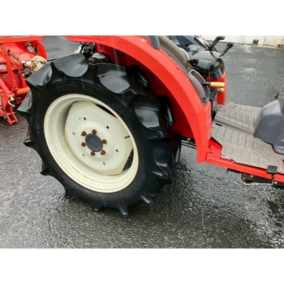 MITSUBISHI トラクター MT240