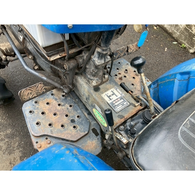 ISEKI トラクター TX1500F