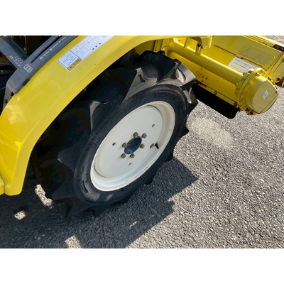 ISEKI トラクター TC13