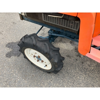 KUBOTA トラクター XB-1