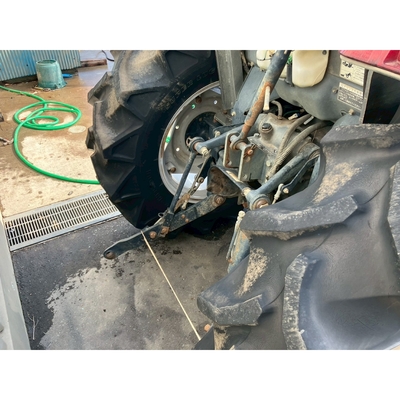 ISEKI トラクター TG333F