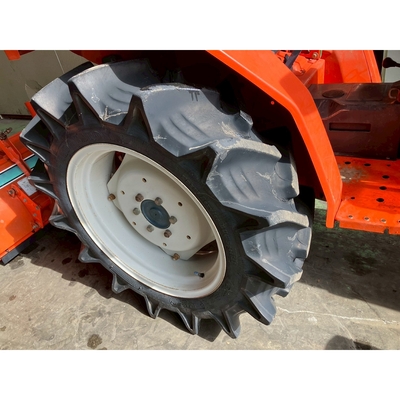 KUBOTA トラクター L1-245D