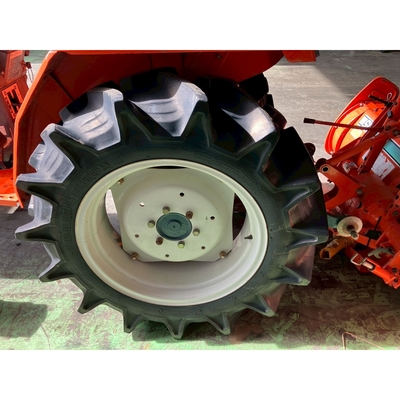 KUBOTA トラクター L1-245D
