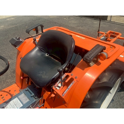 KUBOTA トラクター B1702