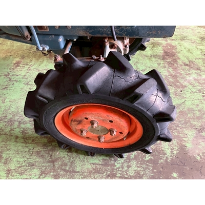 KUBOTA トラクター B5000D