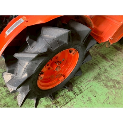 KUBOTA トラクター B7000D