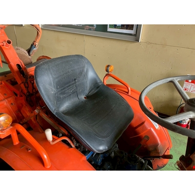 KUBOTA トラクター B7000D