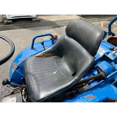 ISEKI トラクター TX1300