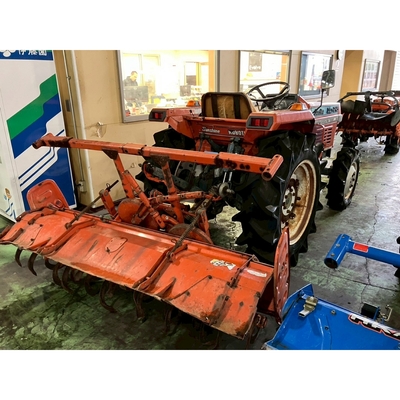KUBOTA トラクター L1-245