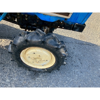 ISEKI トラクター TU1500