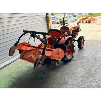 KUBOTA トラクター B7001D