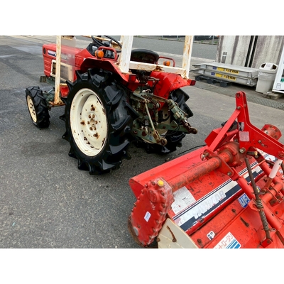 YANMAR トラクター YM2002