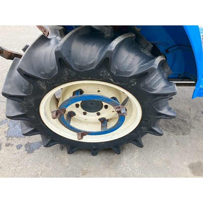 ISEKI トラクター TA270F