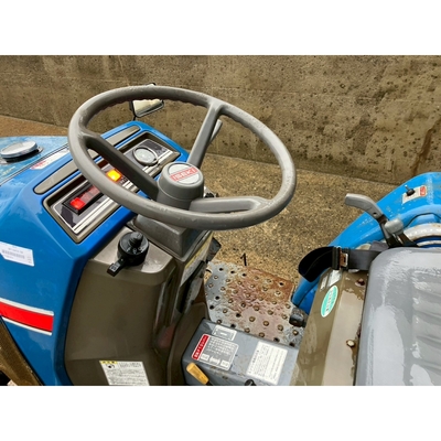 ISEKI トラクター TM17