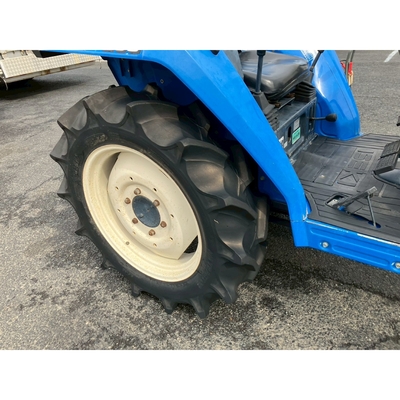 ISEKI トラクター TA230