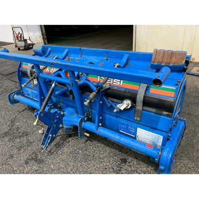 ISEKI トラクター TG33