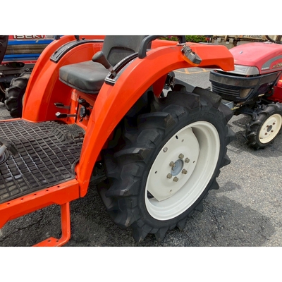 KUBOTA トラクター X20