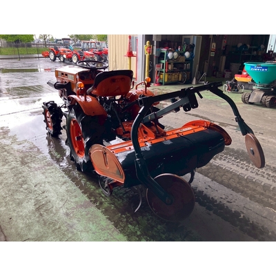 KUBOTA トラクター B7001