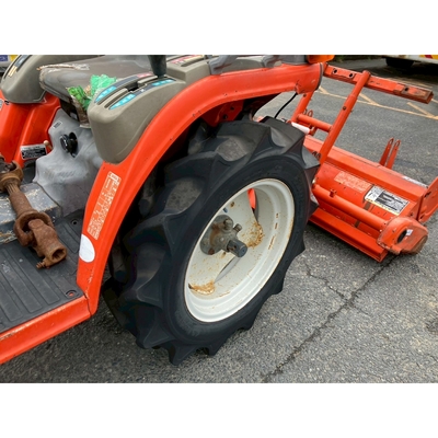 KUBOTA トラクター  B72