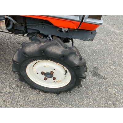 KUBOTA トラクター  B72