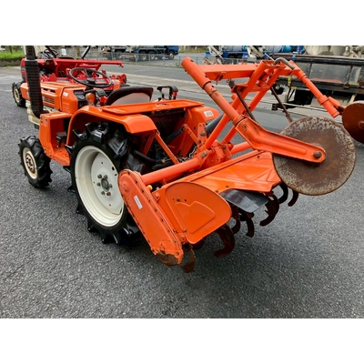KUBOTA トラクター B1600