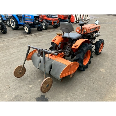 KUBOTA トラクター B6000