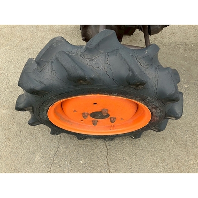 KUBOTA トラクター B6000