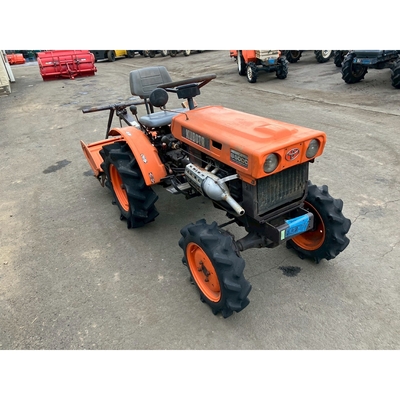 KUBOTA トラクター B6000