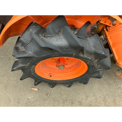 KUBOTA トラクター B6000