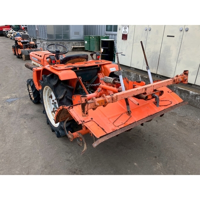 KUBOTA トラクター B1600