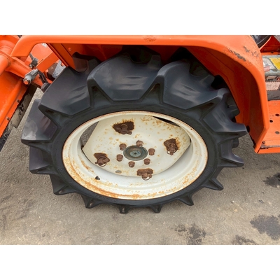 KUBOTA トラクター B1600