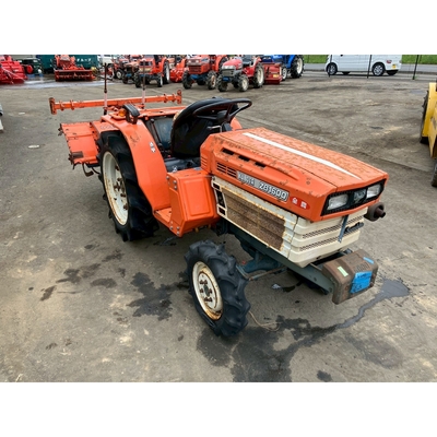 KUBOTA トラクター B1600